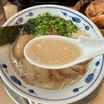 Kyuushuu Ramen Marushichi Ramen Senta - スープ