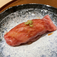 銀座 ちかみつ 六丁目 - ビーフ寿司