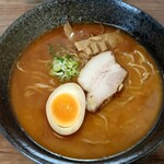 極み豚骨 青達真 - だるまラーメン(味噌)¥850