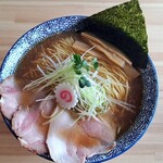 Chuukasoba Jiyuujin - 魚介醤油蕎麦 (大盛)  880円 (+130円)