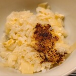 道人 - ⑮白子筍ご飯
      お焦げ入りと言うことで当然ながらお代わり
      更に芳ばしさを加えた白子筍の甘美な甘みと旨み
      もうお腹が裂けても良い！