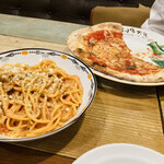 チェルピーナ邸 イタリア石窯料理と天然酵母ピザ - 店内の雰囲気も◎
