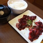 本格焼肉 家族亭 韓炉 - 