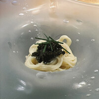 薫 HIROO - 蛤の出汁を使った冷静パスタ　キャビアのせ