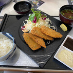 フォレスト芸濃ゴルフクラブ レストラン - アジフライ膳　＋500円