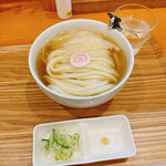 手打ちうどん 上を向いて - 