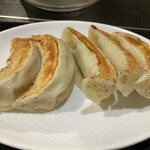 神田餃子屋 - 餃子