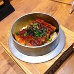 海鮮と釜飯のお店 魚義 - 鰻の釜飯