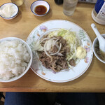 Chuuka Pekin - 豚肉の生姜焼き定食　950円