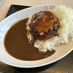 かつや - デミチーズハンバーグカツカレー、836円