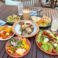 TOOTH TOOTH GARDEN RESTAURANT - 