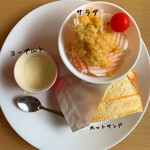 Cafe OWL - 飲み物+100円でこのボリューム‼︎