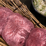 Yakiniku No Hinkaku - 