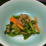 金澤屋牛肉店 - 挽肉と小松菜等の炒め煮(R5.4.28撮影)