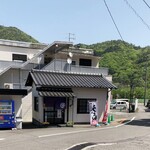 うどん 丼 勝 - 外観
