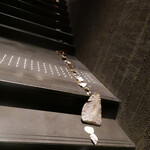 エースホテル京都 - 階段のディスプレイ