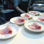 生ホルモン処 おさむちゃん。 - タン刺し(熊本産 雌)