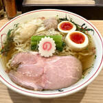 水原製麺 - 綺麗なビジュアルのラーメン