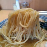 くり山 - 自家製のモッチリ中太麺