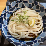 手打ち讃岐うどん 洸香 - 冷やしぶっかけうどん