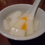 珍味園 - 杏仁豆腐