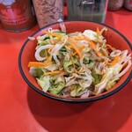 家系総本山 ラーメン 吉村家 - 結構野菜が入っていました。