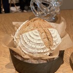 Amber - ★7.5サワーブレッド