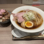 信州中華蕎麦 雷鳥 - 特選信州BLACKと叉焼丼