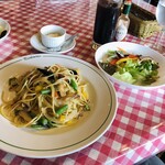 欧風料理 ポローニア - パスタランチ　野菜のペペロンチーノ