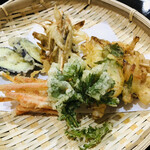 田舎うどん くう華 - ♪良質な天ぷらは、もたれません…