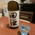 酒肴場 屯 - 田酒¥500 良いのか？