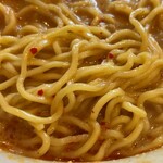 ラーメンちゃん - 麺アップ