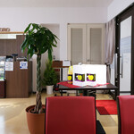 cocoro - 店内のテーブル席の風景です