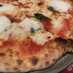 ラ・ロカンダ・デル・ピットーレ - ●マルゲリータブッファラ　2640円
      