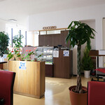 cocoro - 店内のテーブル席の風景です