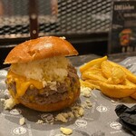 GOKU BURGER - 