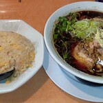 麺のあんまる + らーめん亨 - 黒醤油チャーハンセット