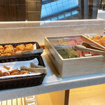 海のホテル島花 - お料理(一部) こちらはパンコーナー♡