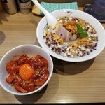 Rock’anDo - 雲丹鮪そば（冷）＋天然本鮪ユッケ丼