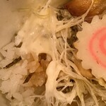 Kakushou Fuji - 叉焼丼には醤油系とマヨネース系のタレ