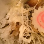 鶴松富士 - 叉焼丼には醤油系とマヨネース系のタレ