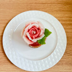 168Cafe - 薔薇の餡子のカップケーキ