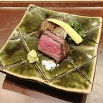 くずし 之助 - 引佐産峯野牛の炭火焼き
      奈良県産丸茄子の木の芽味噌焼き
      浜松産ヤングコーン