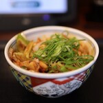 吉野家 - 料理写真:焦がしネギ焼き鳥丼