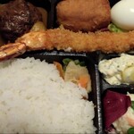 門前洋食 藤屋 - ﾃｲｸｱｳﾄして ﾎﾃﾙでいただきました(豪華～)