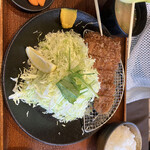 Tonkatsu Katsukichi - 日替わりランチ（ロースカツ120gに梅ソース）　1490円