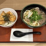 Menya Oosaka Midou - ミニ鶏天丼 肉セット うどん、760円