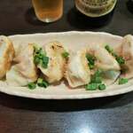 横浜 青葉餃子 - 青葉餃子　6個