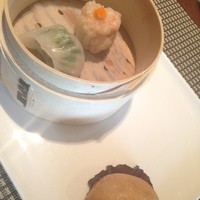 中国飯店 琥珀宮 - 点心３種盛り