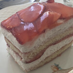 スーリィ・ラ・セーヌ - 苺のショートケーキ